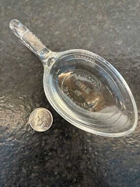 Clear Glass spoon measure - Phillips Milk of Magnesia